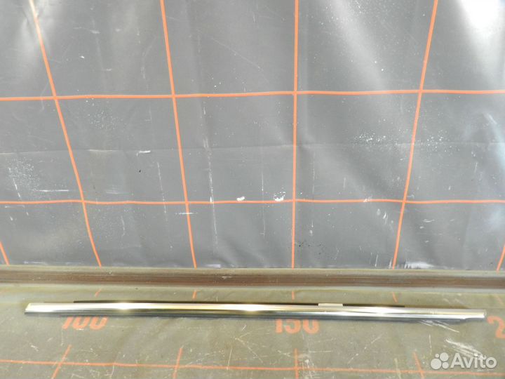 Накладка стекла переднего - Audi A3 8V (2012-20гг)