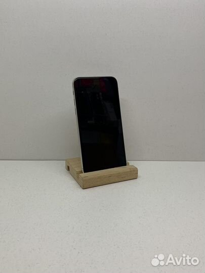 iPhone X, 64 ГБ