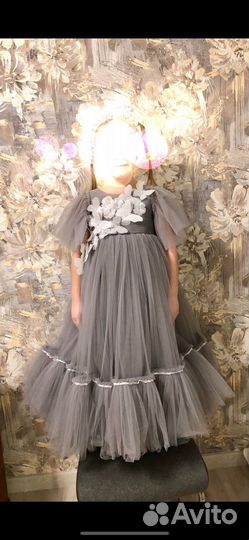 Шикарное платье на девочку