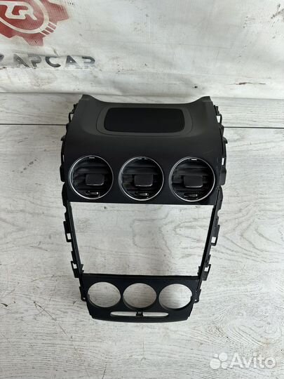 Mazda CX7 Центральная накладка торпеды