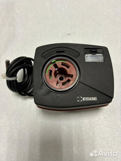 Контроллер-привод поворот. esbe CRB111