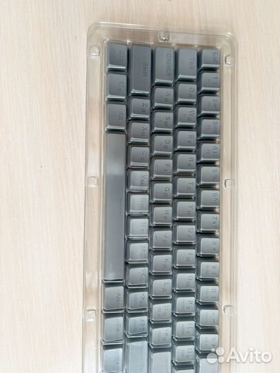 Продам redragon fizz k617r