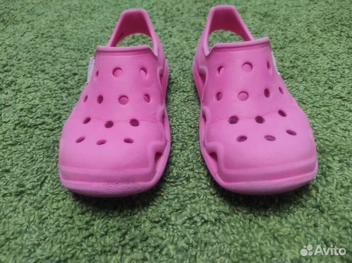 Crocs C13