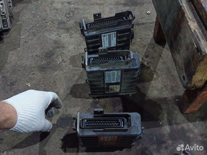 Блок управления двигателя passat b3 двигатель 1.8