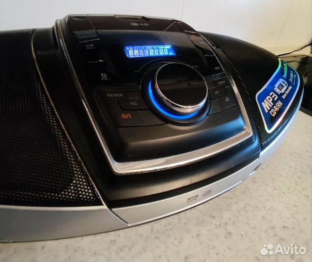 LG SB 74 бумбокс USB AUX звук 15 Вт