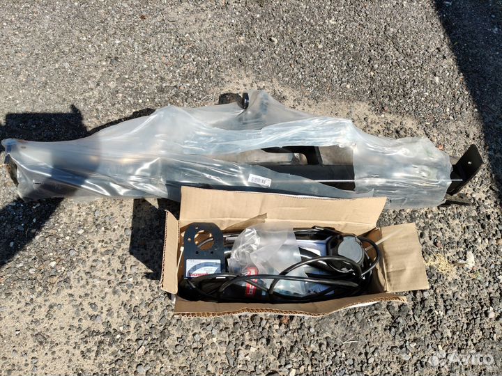 Фаркоп для Nissan Tiida