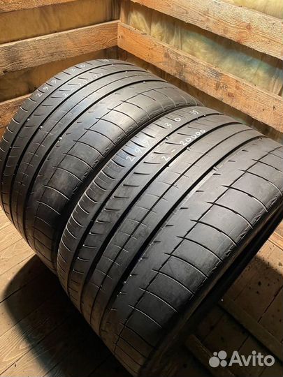 Michelin Pilot Sport 295/30 R19