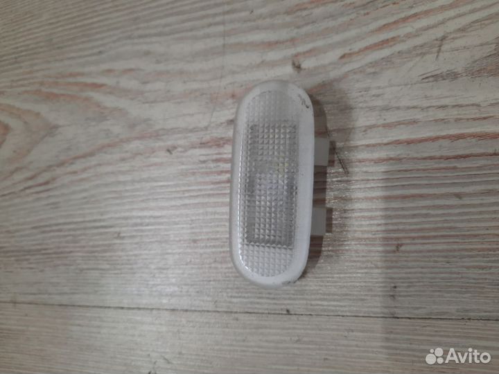 Плафон Подсветка фонарь салона Renault megane 3