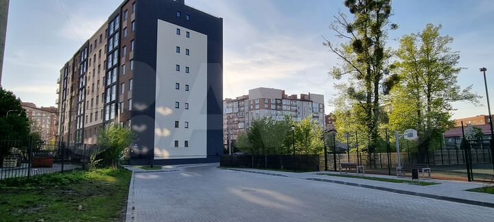 4-к. квартира, 108 м², 1/8 эт.