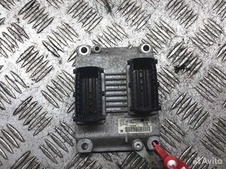 Блок управления двигателем Opel Corsa 0261208253;