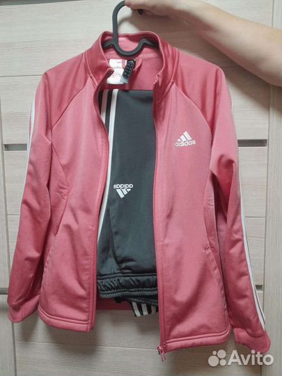 Спортивный костюм adidas для девочек