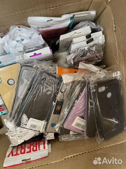 Чехлы для телефонов