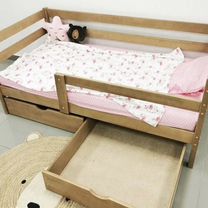 Детская кровать из массива дерева 160х80 см