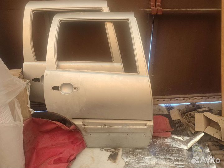 Двери Шевроле нива