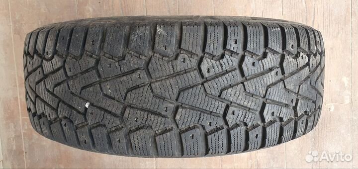 Pirelli Ice Zero 215/65 R16 102T