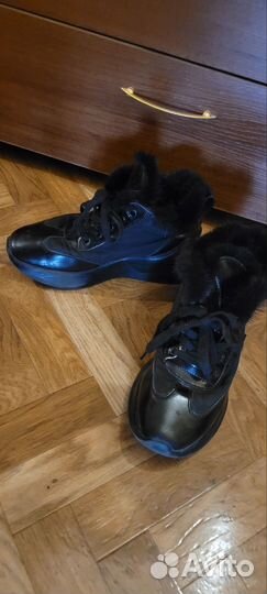 Кроссовки весна осень