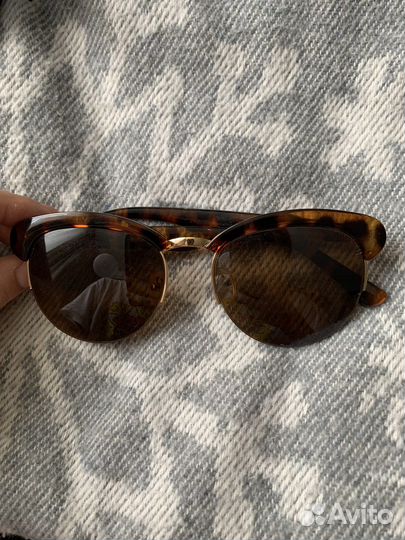 Солнцезащитные очки