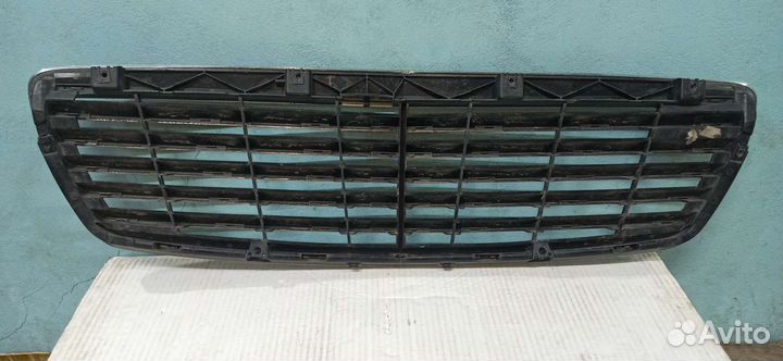 Решетка радиатора Mercedes w211 дорестайл