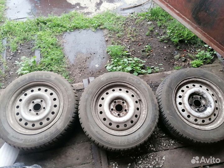 Kumho I'Zen Wis KW19 195/65 R15