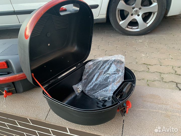 Кофр для скутера или мотоцикла 27л