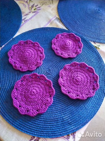 Вязаный набор подставок для бокалов