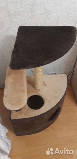 Домик для кошки с когтеточкой бу