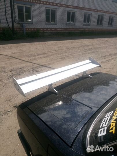 Продам сполер