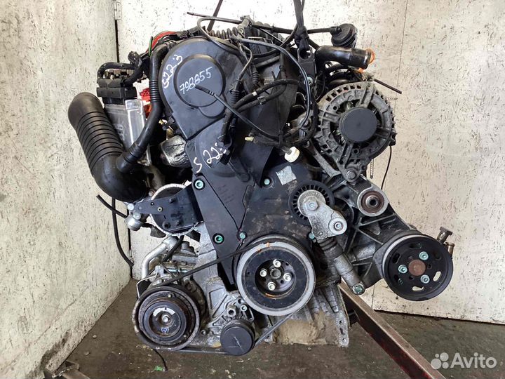 Двигатель Volkswagen Passat AVB
