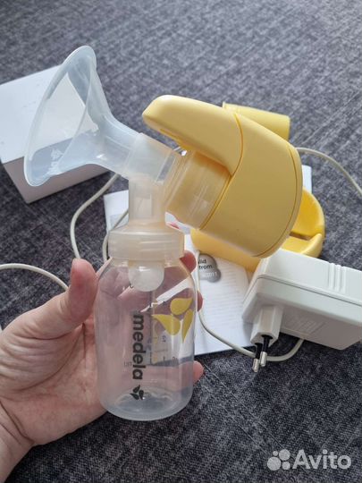 Молокоотсос электрический medela
