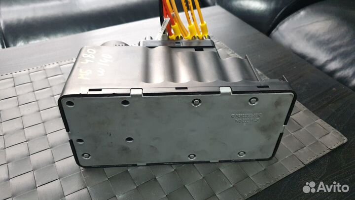 Компрессор центрального замка на Mercedes W140