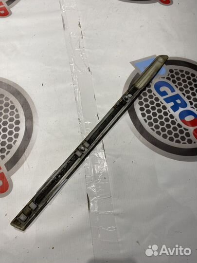 Молдинг заднего крыла Лев. 51138208673 бмв 3 серия