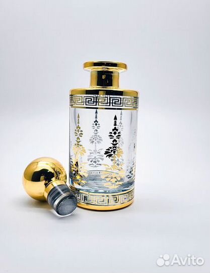 Графины,флаконы для духов и другое, оптом