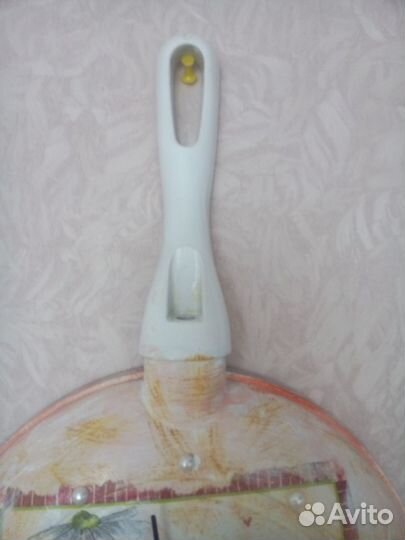 Часы из сковородки ручная работа