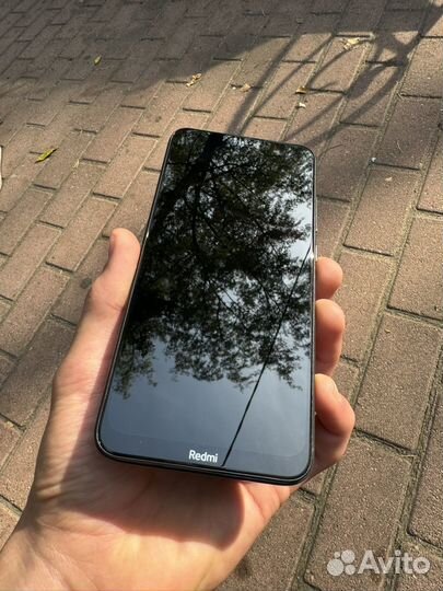 Xiaomi Redmi 8, 4/64 ГБ