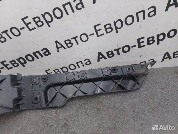 Крепление бампера заднее левое Land Rover Range