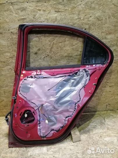 Дверь задняя правая красная Mitsubishi Lancer 10