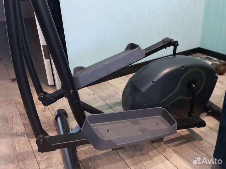 Эллиптический тренажер torneo C -208G Vento