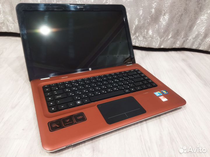 Красивый ноутбук Hp с двумя видеокартами