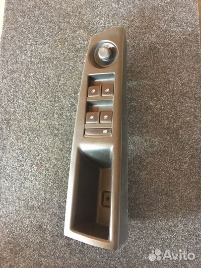 Блок управления стеклоподъемниками Chevrolet Cruze