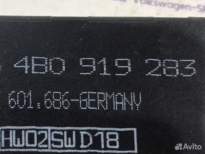 Блок управления парктрониками Audi A6 C5 4B 2001