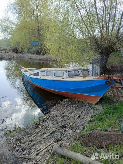 Лодка гулянка