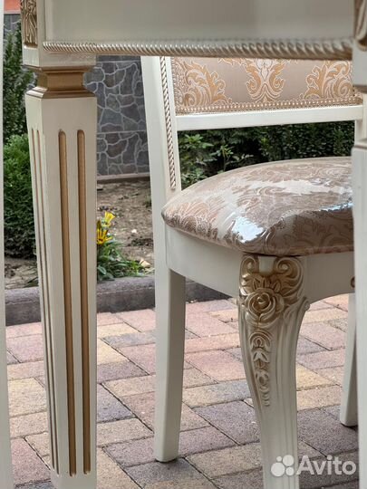 Кухонный стол. Доставка по всей России