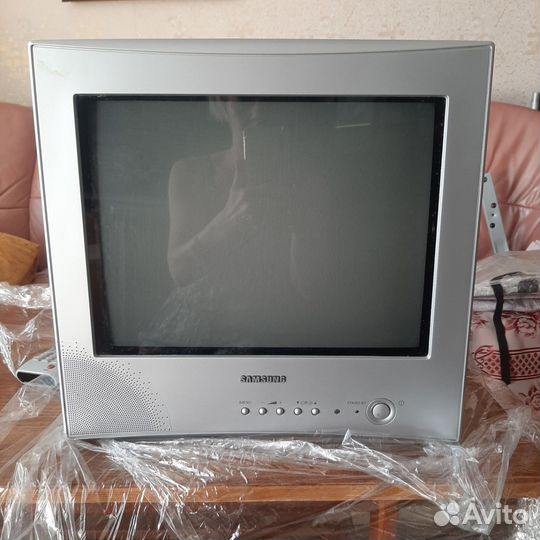 Телевизор samsung