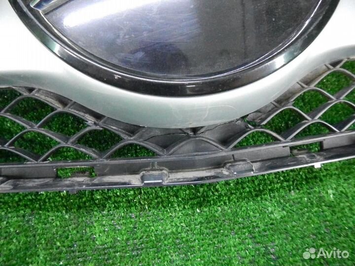 Решетка радиатора Mercedes-Benz GLC