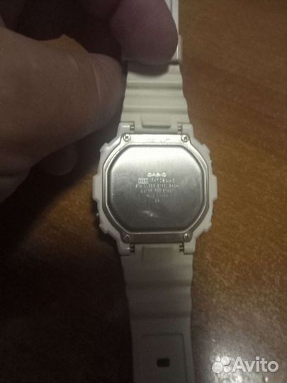 Электронные часы casio