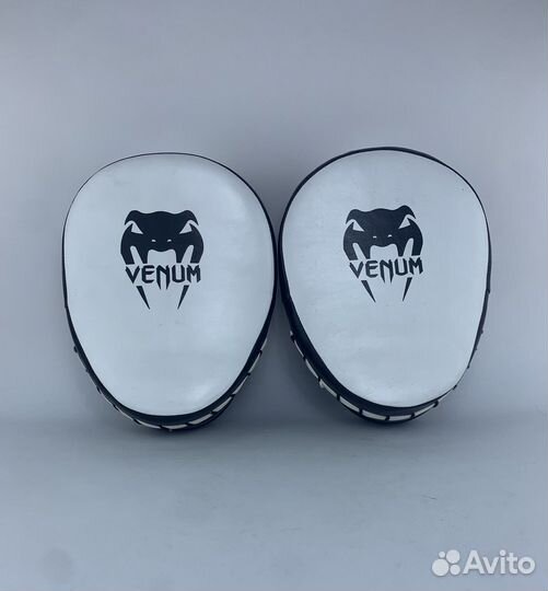 Боксерские лапы Venum
