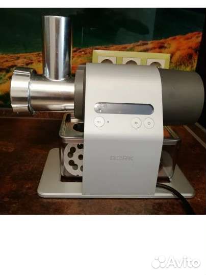 Мясорубка электрическая bork M785