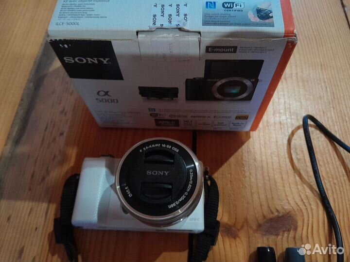Sony alpha 5000