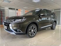 Mitsubishi Outlander 2.0 CVT, 2018, 95 000 км, с пробегом, цена 1 989 999 руб.