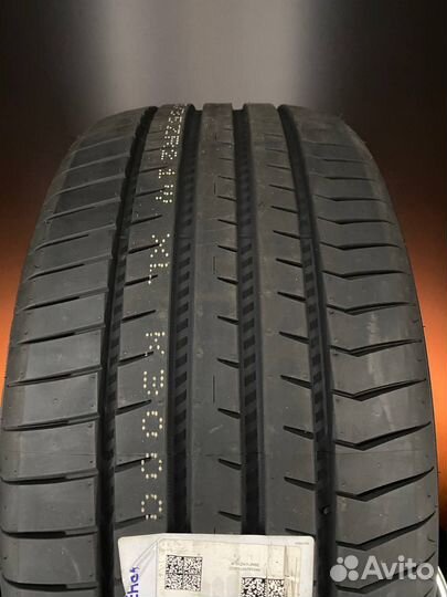 Kapsen Rassurer K3000 285/35 R21 105W